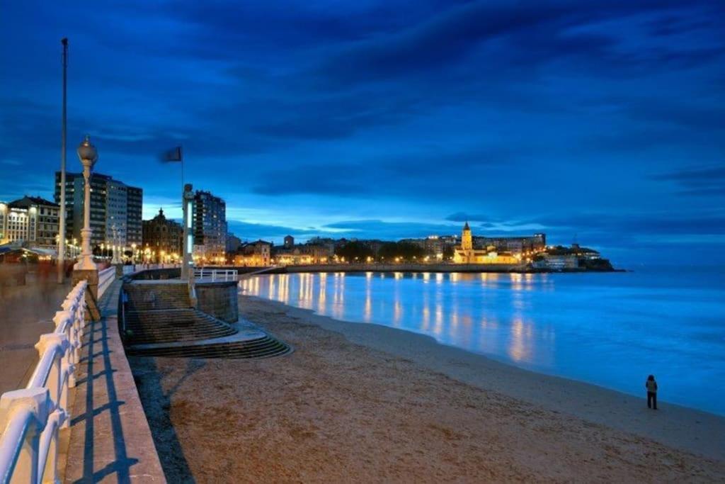Espacioso 140 M2 Y Calidad A 250 Metros Playa Y Puerto Deportivo 5hab 2 Banos Vut2917as Appartement Gijón