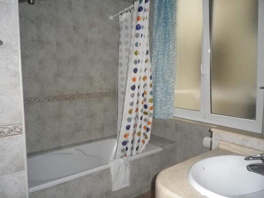 Espacioso 140 M2 Y Calidad A 250 Metros Playa Y Puerto Deportivo 5hab 2 Banos Vut2917as Gijón